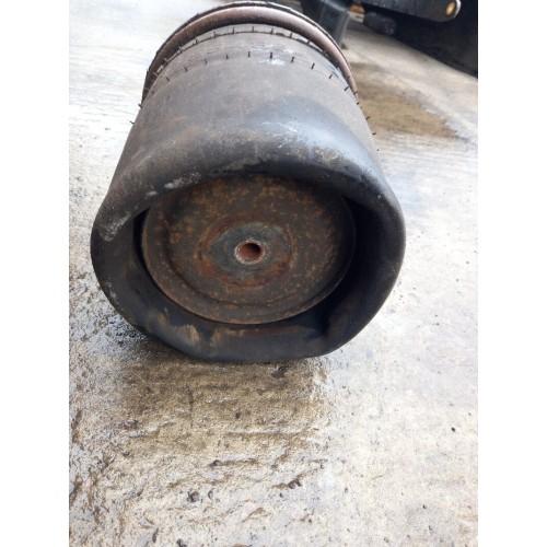 Пневмоподушка заднего моста MAN TGA D2066 413388 с датчиком (258)-1