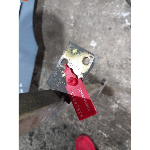 Кронштейн продолжения двери DAF 901647 RH (048) -1