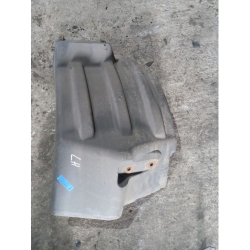 Подкрылок под кабину Iveco stralis LH (083)-2