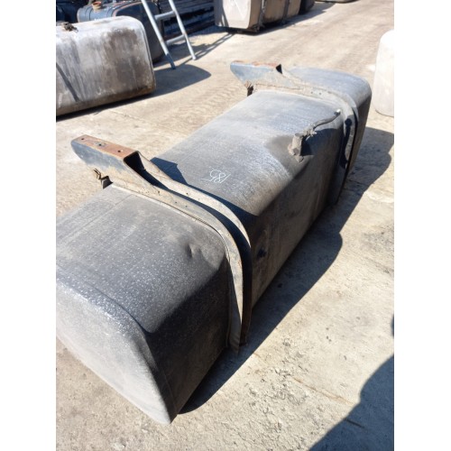 Бак топливный Mercedes 64х56х183 600л (дополнительный) (014) с деф. -3