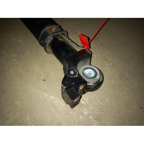 Цилиндр подъема кабины Renault T-Seria (958)-1