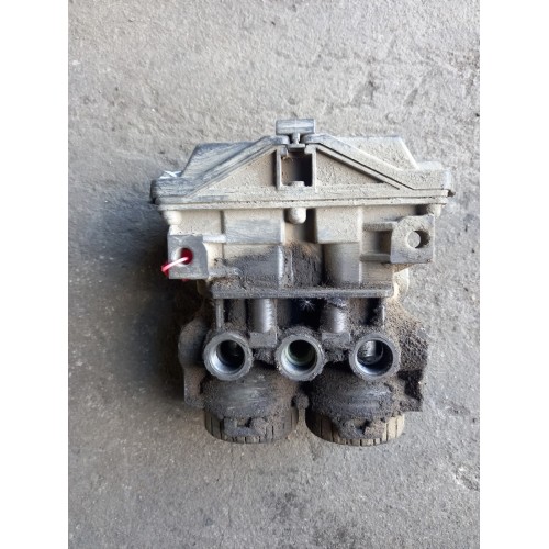 Модулятор EBS 2-канальный Renault стар. образец (751)-3