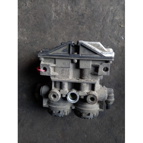 Модулятор EBS 2-канальный Renault стар. образец (736)-1