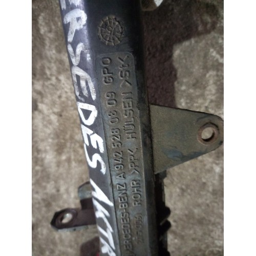 Маслозаливная горловина Mercedes Actros (764)-1