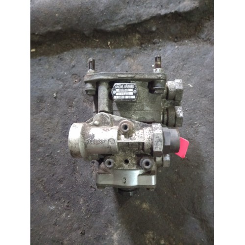 Кран управления тормозами прицепа Renault механ. (294)-2