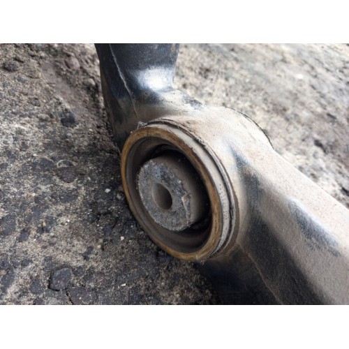 Торсион кабины Mercedes Actros 98г (151)-4