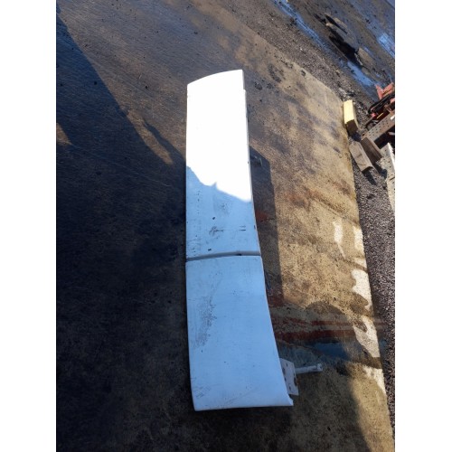 Спойлер кабины Renault Premium DCI 420 126767 из 2 частей LH (172)