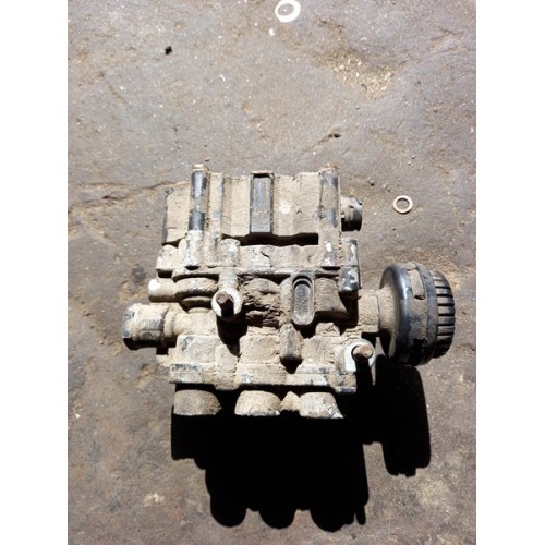 Кран ECAS двойной (529)-3