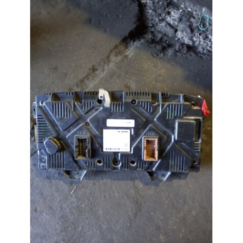 Панель приборов Scania 5 (372)-3