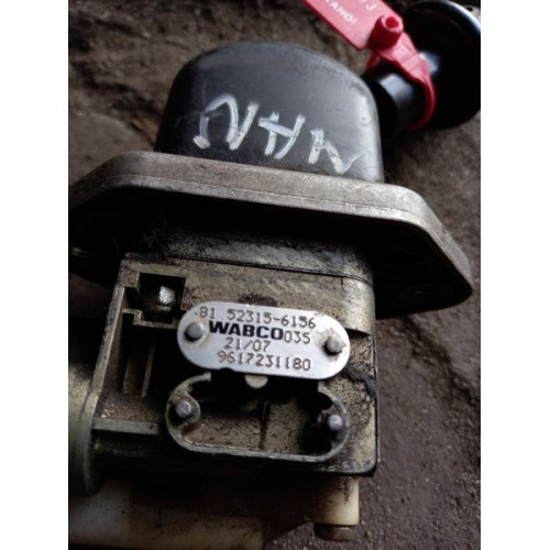 Кран ручного тормоза MAN (293)-2