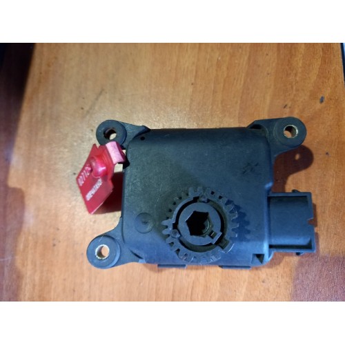 Моторчик заслонки отопителя (сервопривод) DAF (050)-2