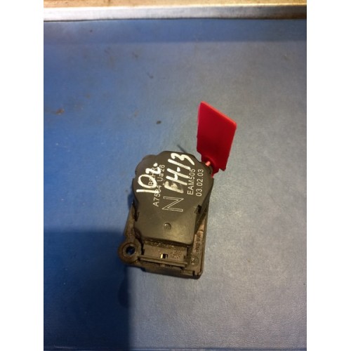 Моторчик заслонки отопителя (сервопривод) Volvo (948)