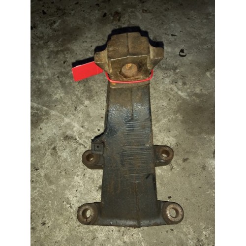 Кронштейн двигателя MAN D2876 перед.(865)