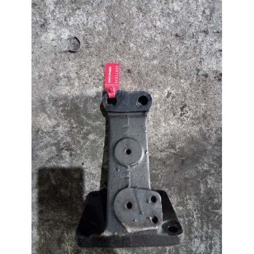 Кронштейн двигателя DAF 95 передний (530)