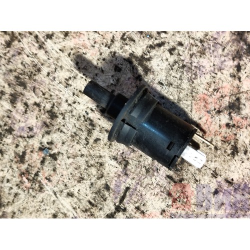 Концевой выключатель Scania *