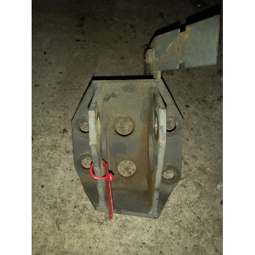 Кронштейн тяги стабилизатора DAF95/105/СF LH (087)