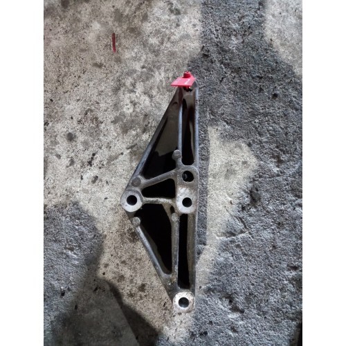 Кронштейн патрубка интеркулера (алюм.) DAF 105 (136)