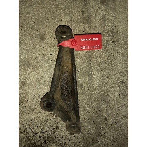 Кронштейн патрубка интеркулера (желез.) DAF 105 (006)