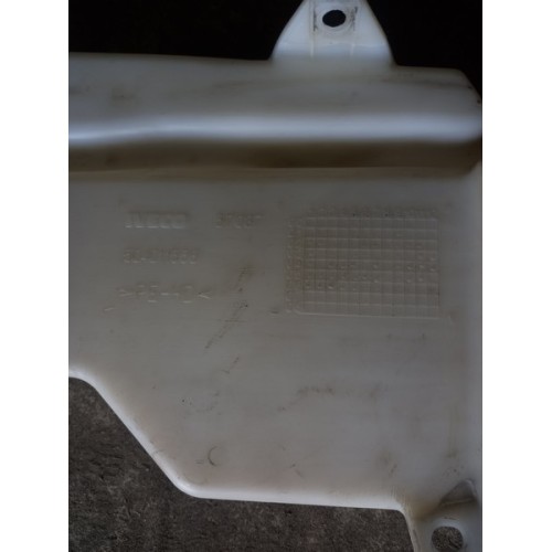 Бачок омывателя Iveco Stralis (240)-3