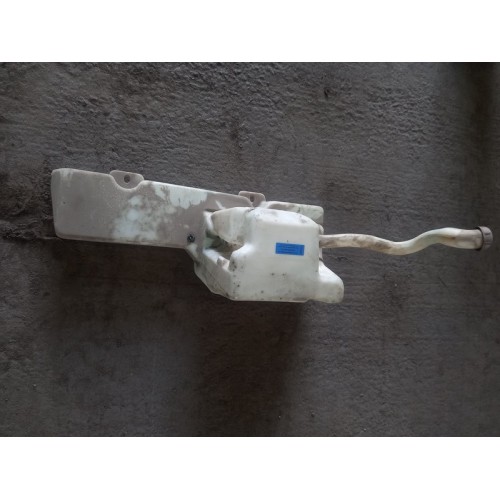 Бачок омывателя Mercedes Actros с горловиной (242)