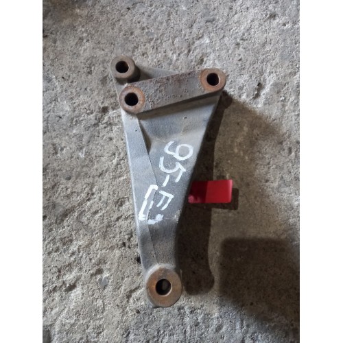 Кронштейн компрессора кондиционера DAF 95 (059)-1