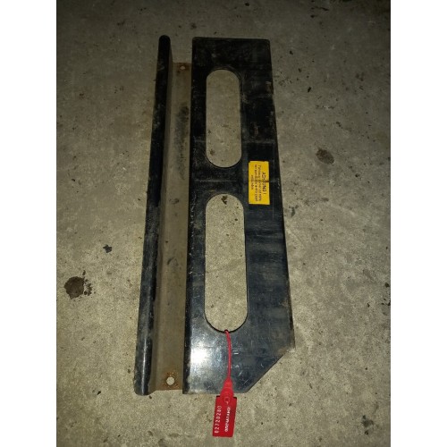 Пластина прижимная ящика АКБ MAN TGA/TGS/TGX большая узк. ящик (280)