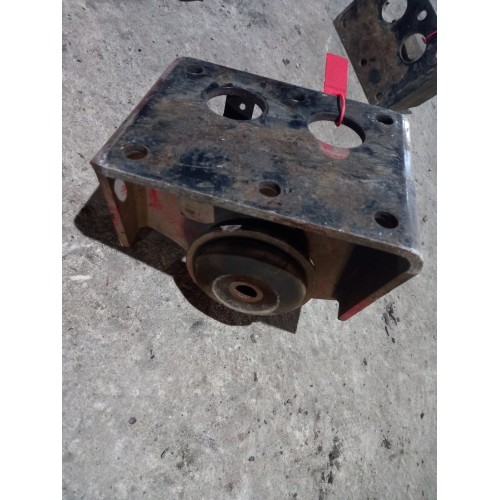 Подушка двигателя MAN F2000 задняя RH (299)-1