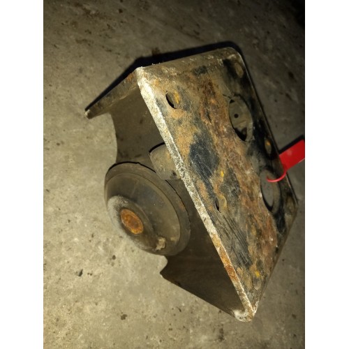 Подушка двигателя MAN F2000 задняя RH (300)-2