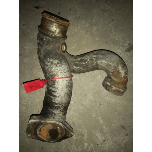 Патрубок с корпуса помпы на ретарду MAN (693)-1