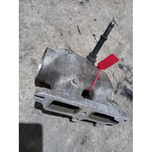 Патрубок корпуса термостата MAN (алюм.) верхний (704)-1