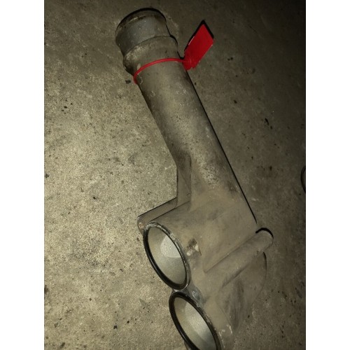 Патрубок корпуса термостата MAN D2066 боковой (736)