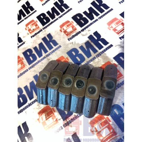 Перемычка впускного клапана D2866-2876 MAN (544)*-3