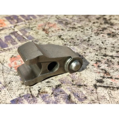 Кронштейн форсунки MAN D2866-2876 (531)*-1