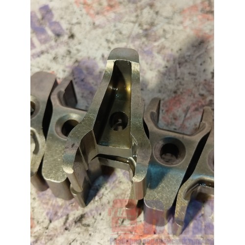 Кронштейн форсунки MAN D2066 (536)*-1