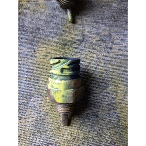 Датчик температуры охлаждающей жидкости MAN (991)*-24