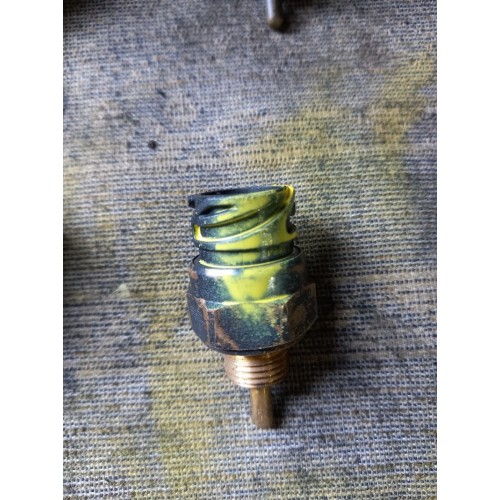 Датчик температуры охлаждающей жидкости MAN (991)*-21