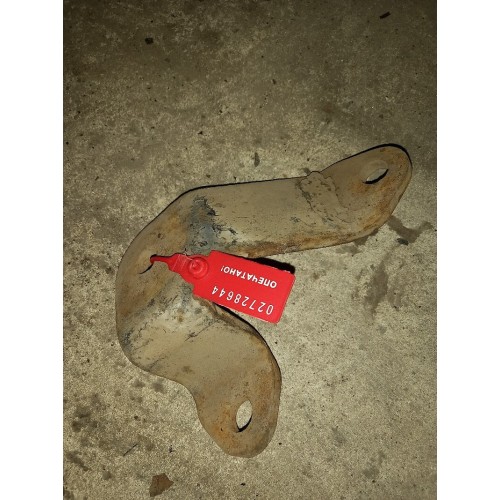 Кронштейн тяги переднего стабилизатора MAN верхний RH (644)