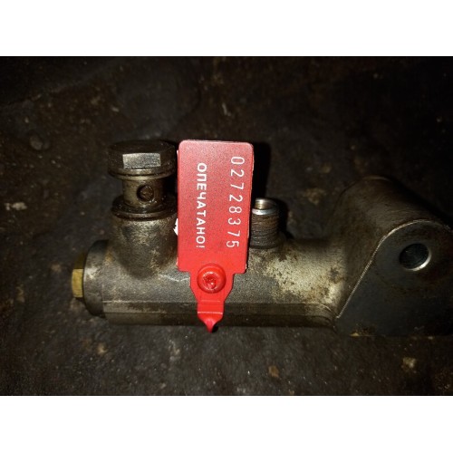 Топливная рампа MAN D2066 с датчиком (375)-1