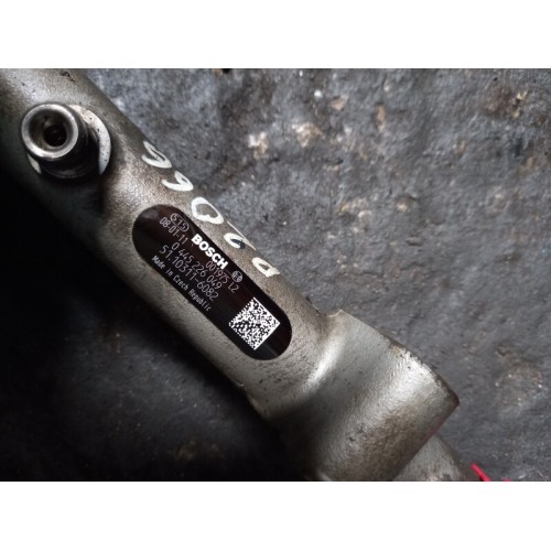 Топливная рампа MAN D2066 с датчиком (375)-2