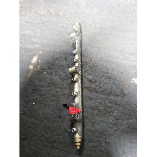 Топливная рампа MAN D2066 с датчиком (177)