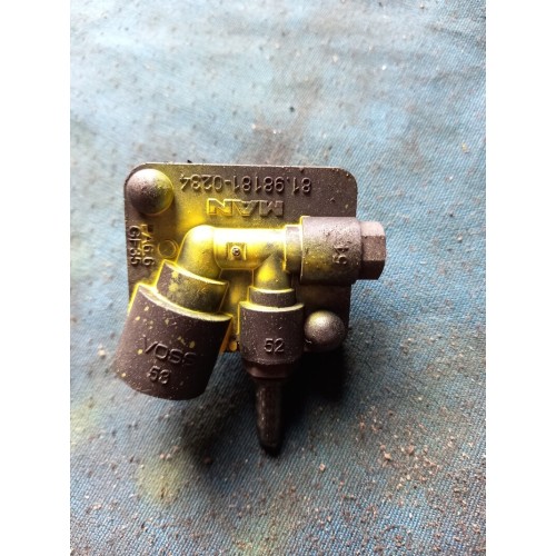 Распределитель тормозных сил MAN (090)*