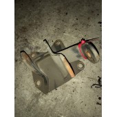 Кронштейн торсиона кабины MAN верхняя часть LH (766)