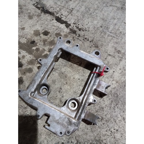 Кронштейн блока управления двигателя MAN D20 (560)