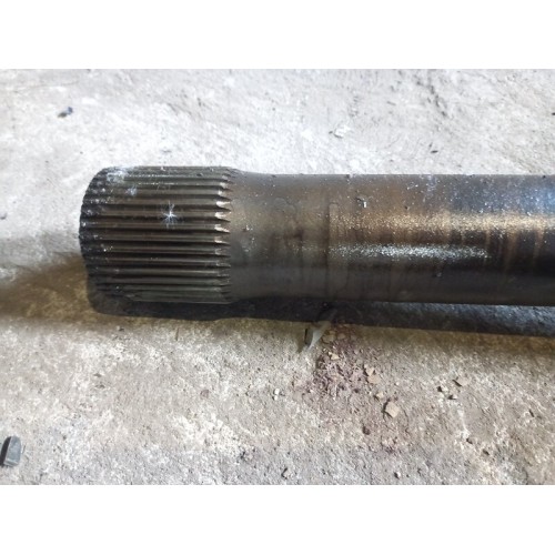 Полуось без блокировки Mercedes 40 зубов 101см (321)  -2