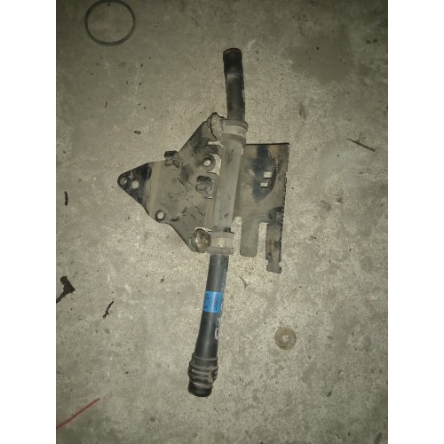 Трубка водяная MAN с кронштейном (531)