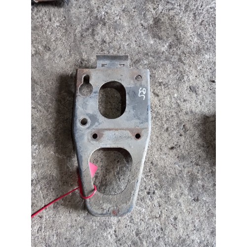 Кронштейн бампера DAF RH (176)