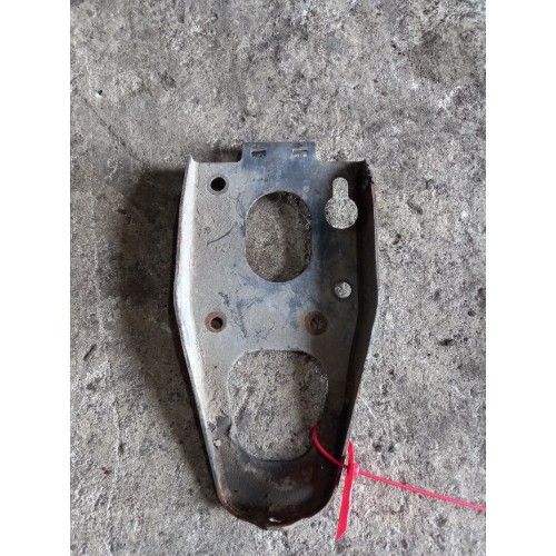 Кронштейн бампера DAF RH (176)-2