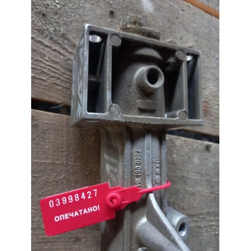 Часть рулевой колонки Iveco (427)-1