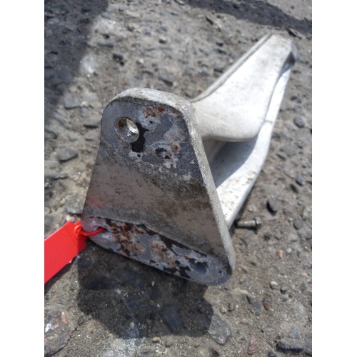 Кронштейн радиатора SCANIA R440 XPI 294147 (068)-2