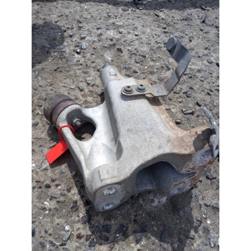 Кронштейн торсиона кабины SCANIA R440 XPI 294147 RH (007)-1